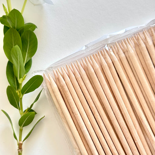 Wooden Cuticle Sticks – Dual-Ended Orange Sticks for Nail Cleaning & Manicure Prep (Pack of 100)
