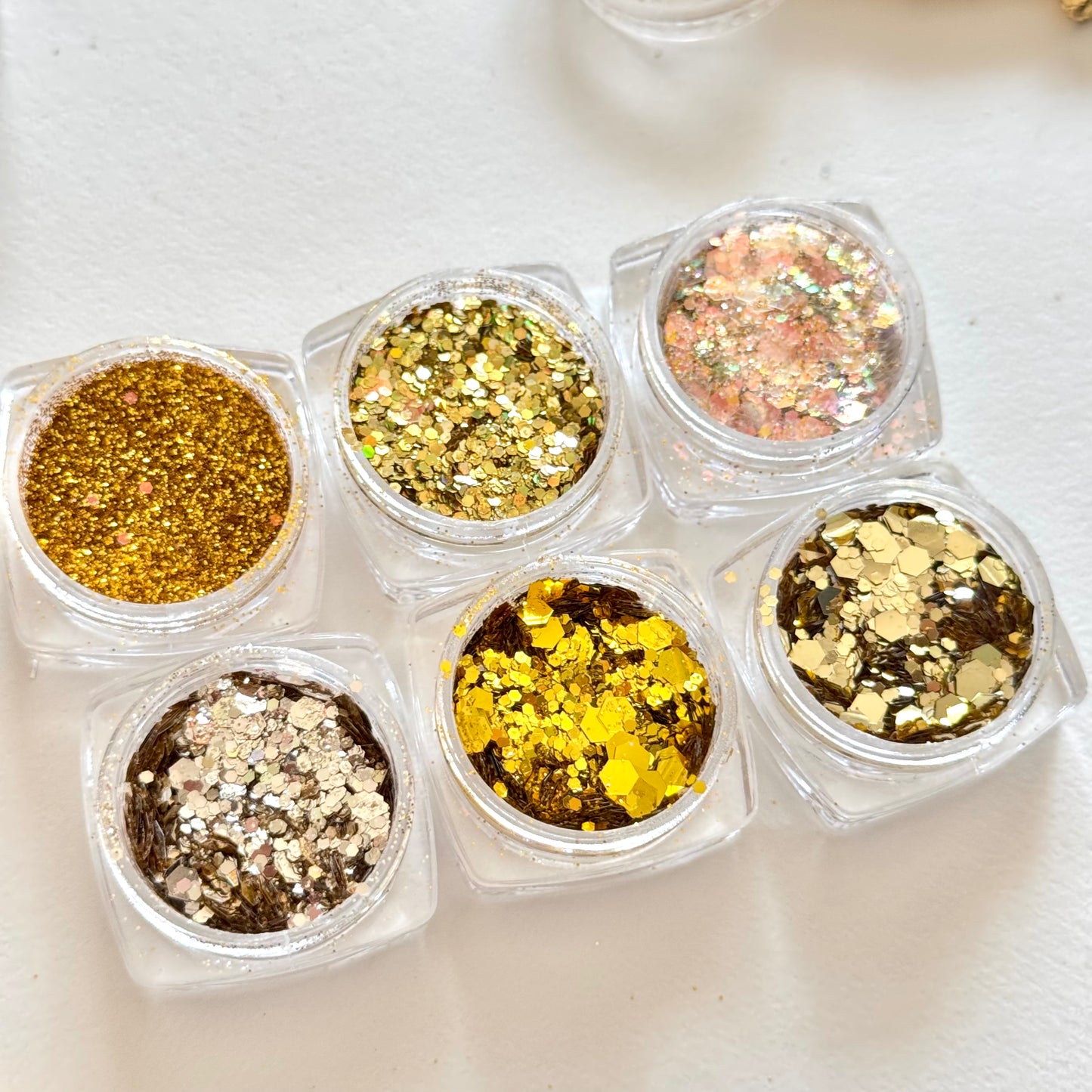 Golden Pack Glitters