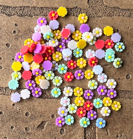 Nail Decoration- Daisy Flower (pack of 50 pcs)