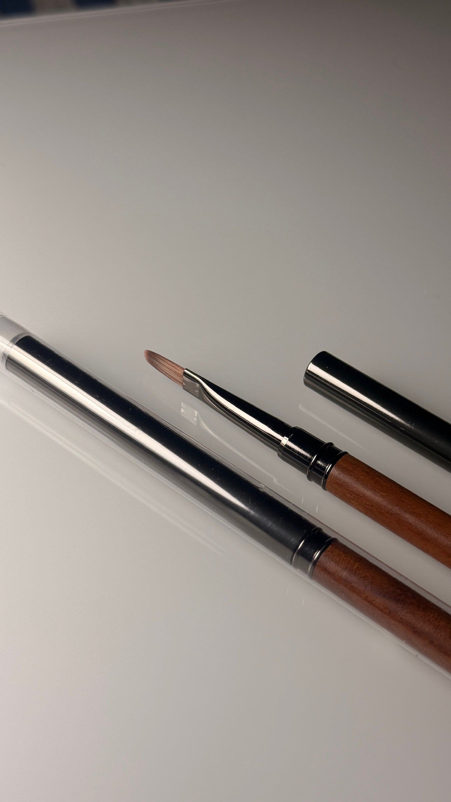 Gel brush long