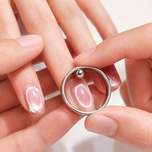 Circle cateye magnet