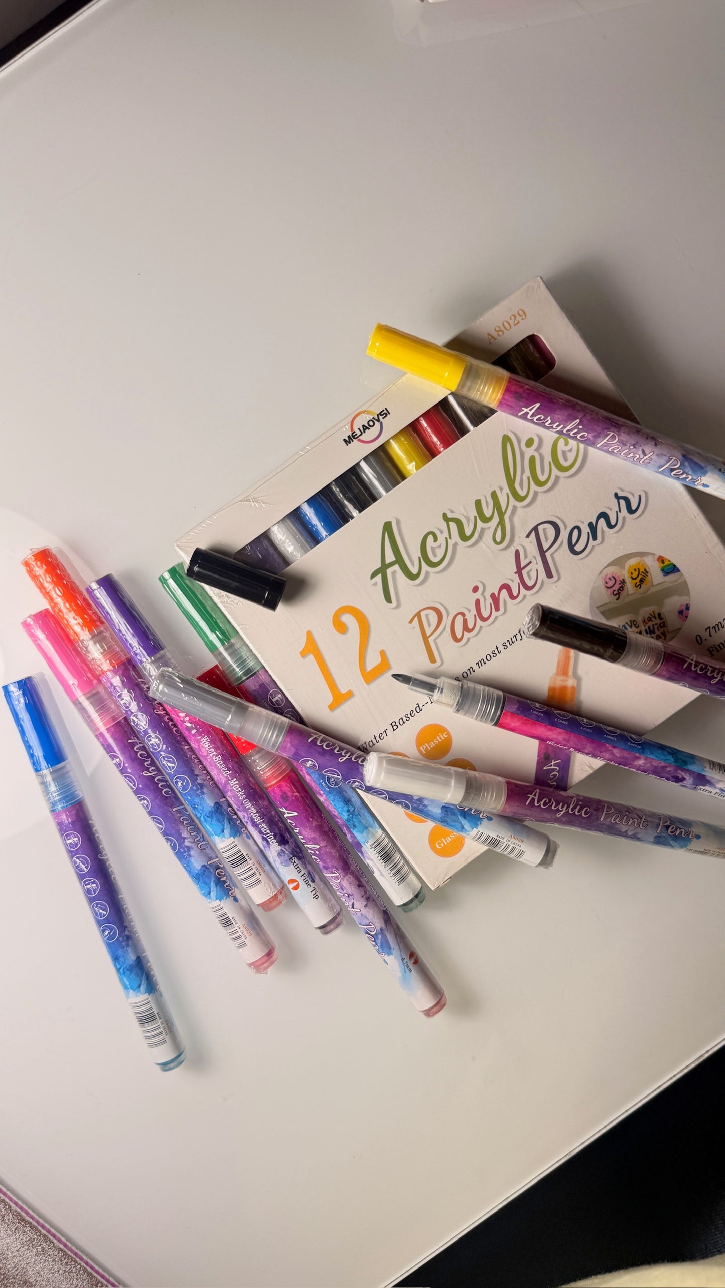 Acrylic Art pens (12 colours)