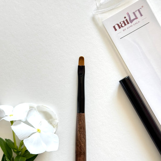 Half Round Gel Brush 1