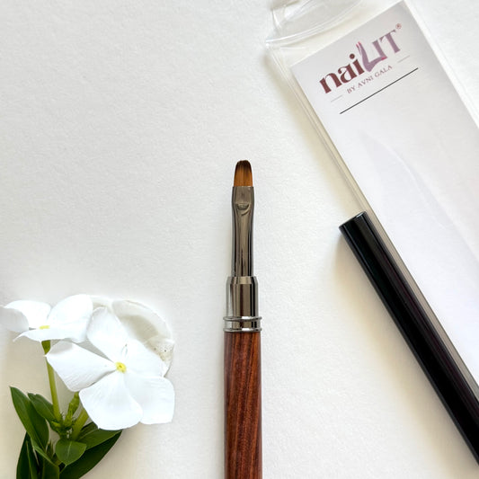 Half Round Gel Brush 2