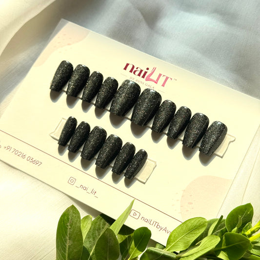 Midnight Gloss Cateye
