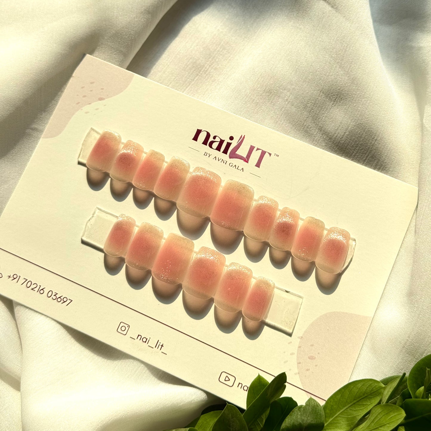 Dust Bloom Cateye (NL24)